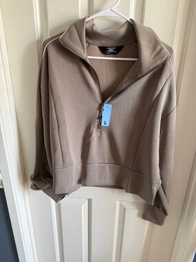 Half-Zip Bomber Pullover Jacket in Taupe